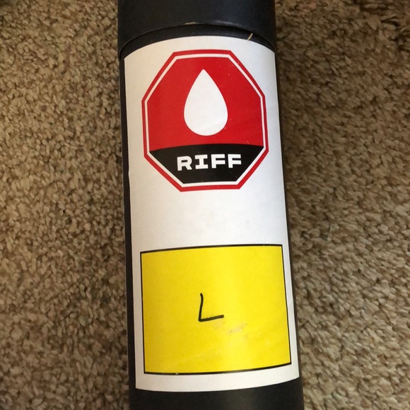 Large Riff T-shirt - Picture 5 of 5